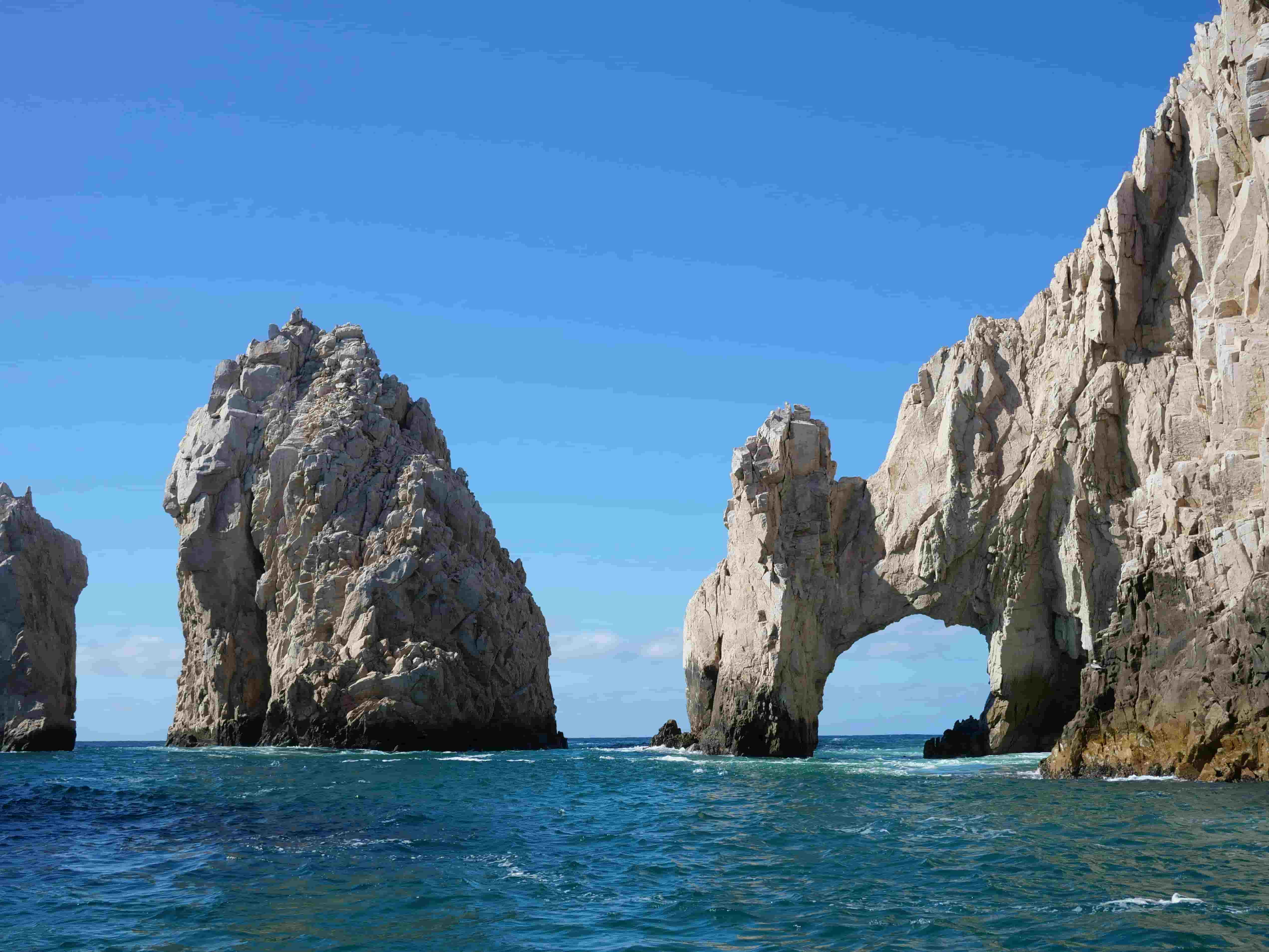 Visit El Arco